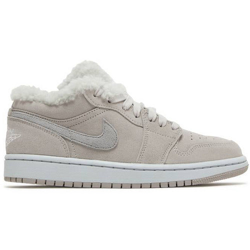 AIR JORDAN 1 LOW SE 'SHERPA FLEECE'